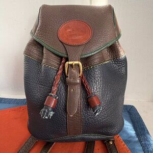 Dooney & Bourke Vintage USA 90s Teton Navy Small Backpack Drawstring  Bucket Bag
